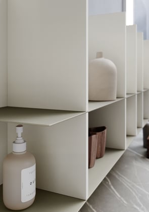 Urban Cleo Horizontal image