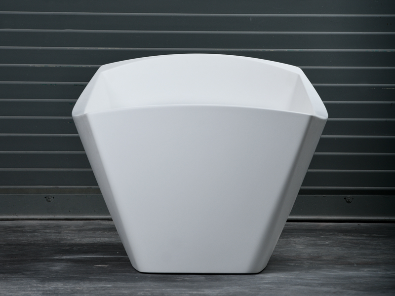 Chelsea Tub