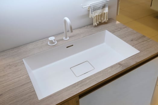 Quadra basin