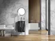 Poli tub with marble accesories