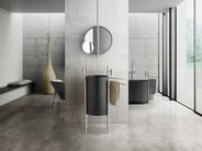 Poli black freestanding bathtub