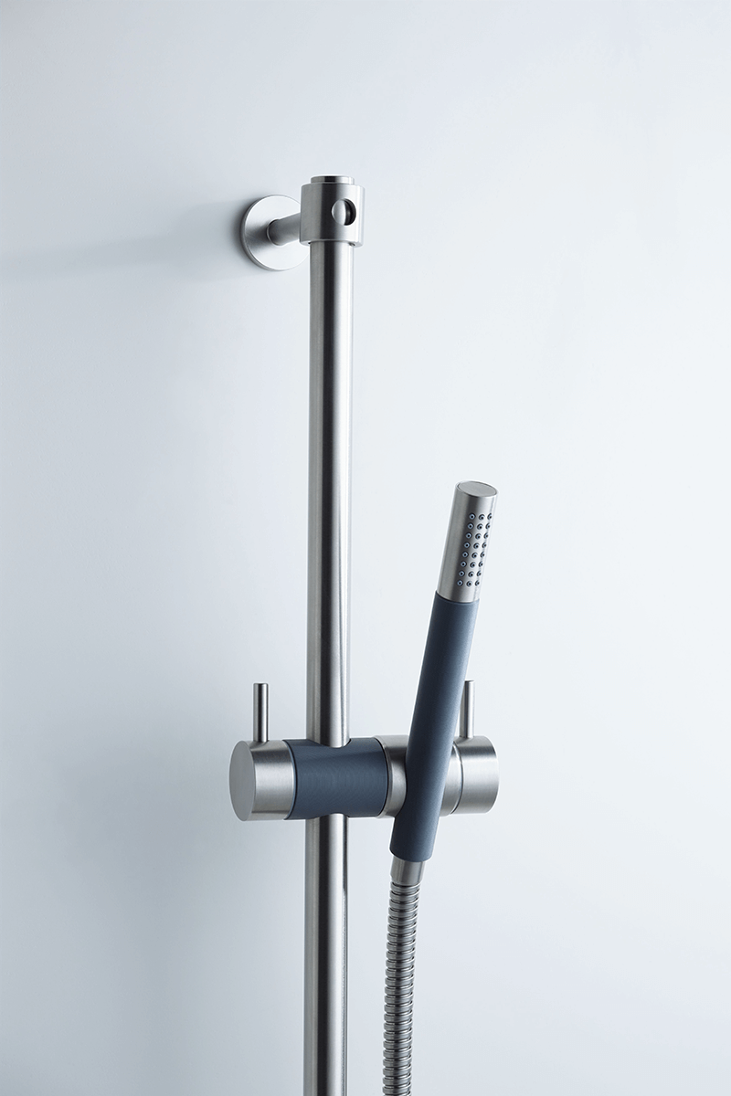 VOLA sliding shower bar
