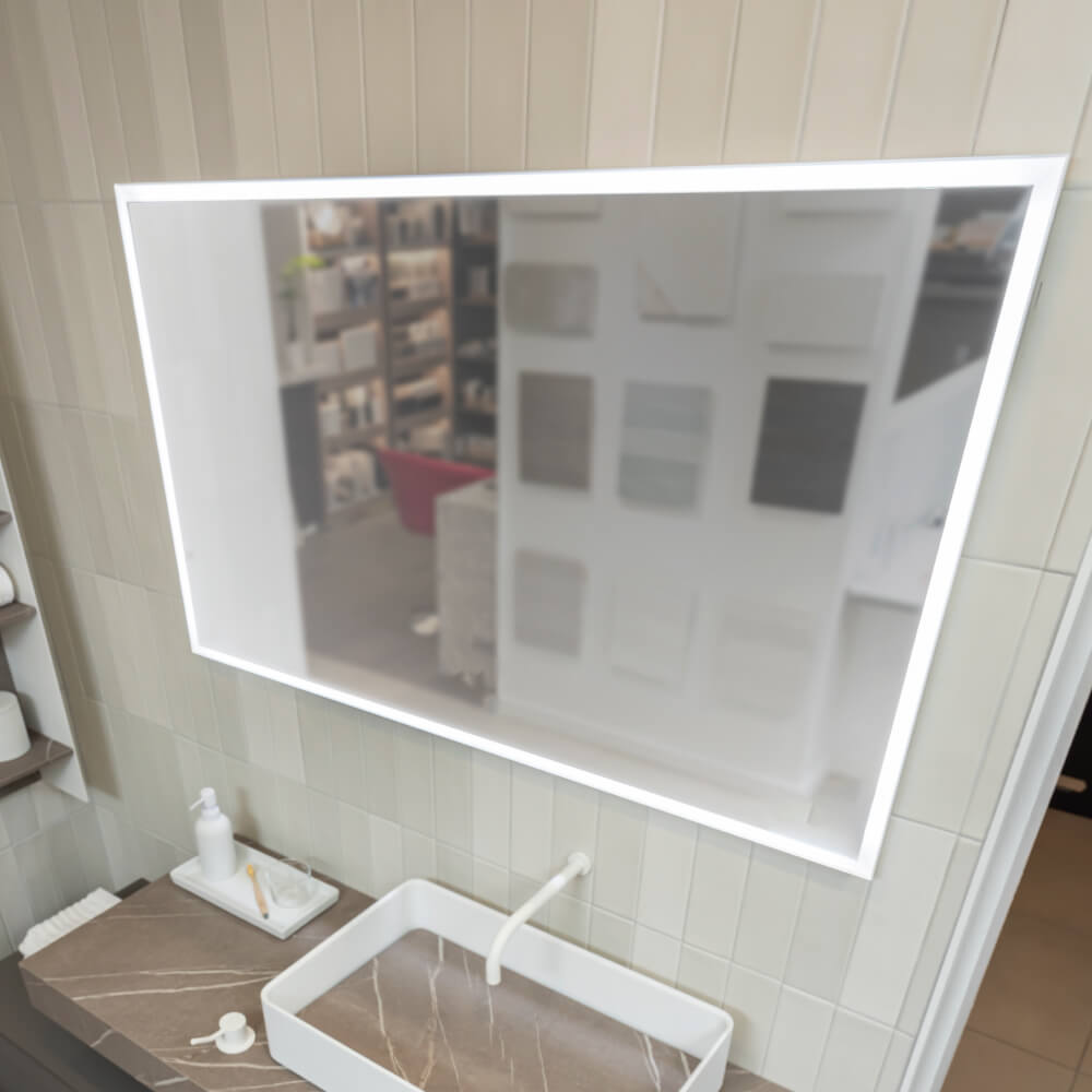 Luna Free Mirror