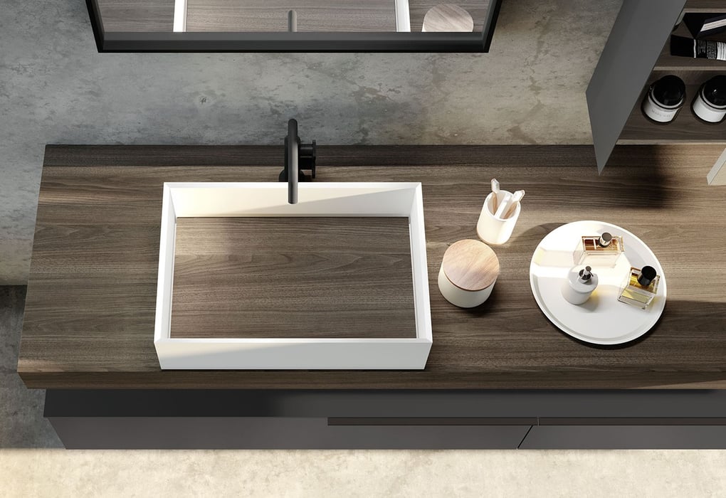 Bathroom basin with bottom of basin matching countertop