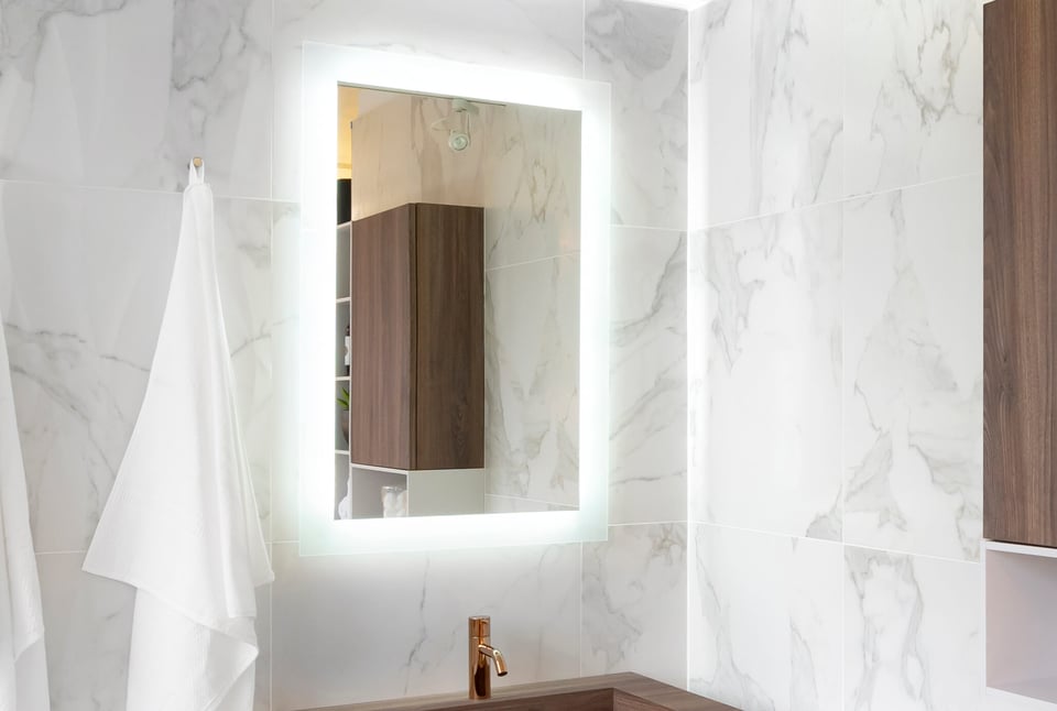 Choosing the Right Bathroom Mirrors