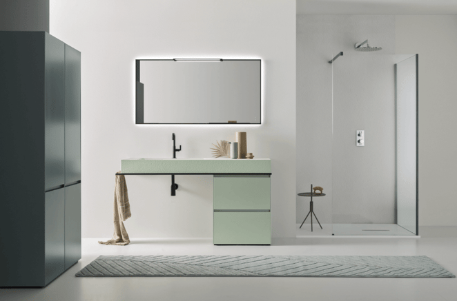 Tuby vanity with large mirror above