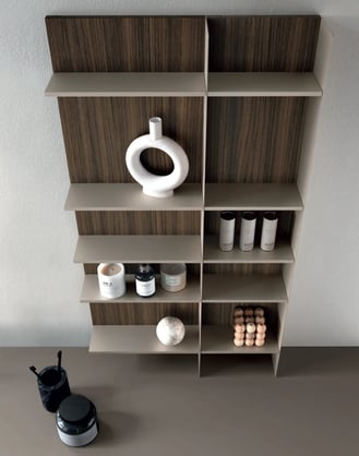 Urban Cleo Vertical image