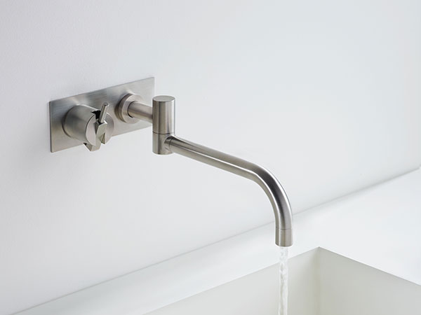 VOLA 132 faucet in silver