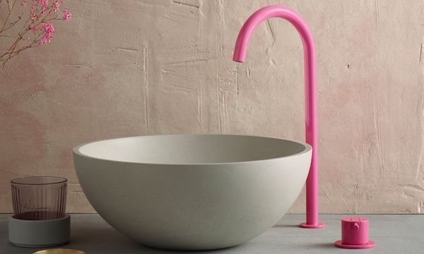 VOLA 590V basin faucet in pink