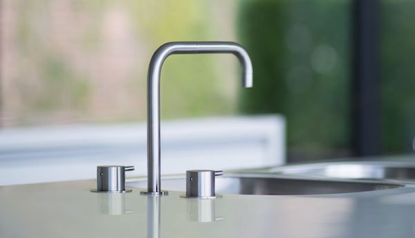 VOLA KV4 C40 basin faucet