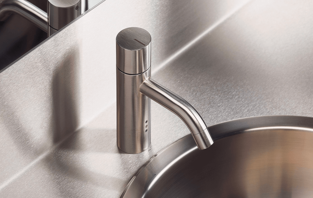 VOLA HV1E faucet