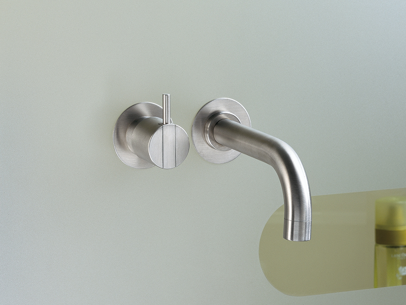 VOLA 2111C tub filler